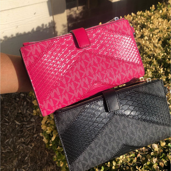 New Michael Kors Double Zip Wristlet Phone Wallet - Picture 5 of 8